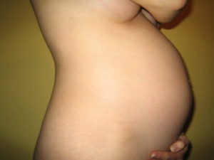 Abbildung eines Schwangerschaftsbauches